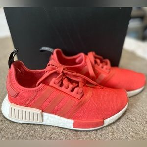 ADIDAS IN AMAZING CONDITION!